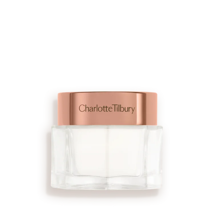 Charlotte's Magic Cream: analizamos la nueva fórmula con péptido Recoverstem™ que promete un lifting facial en un tarro